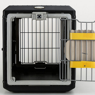 Iris Folding Flight Pet Case